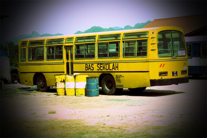 1812 Bas Sekolah sm